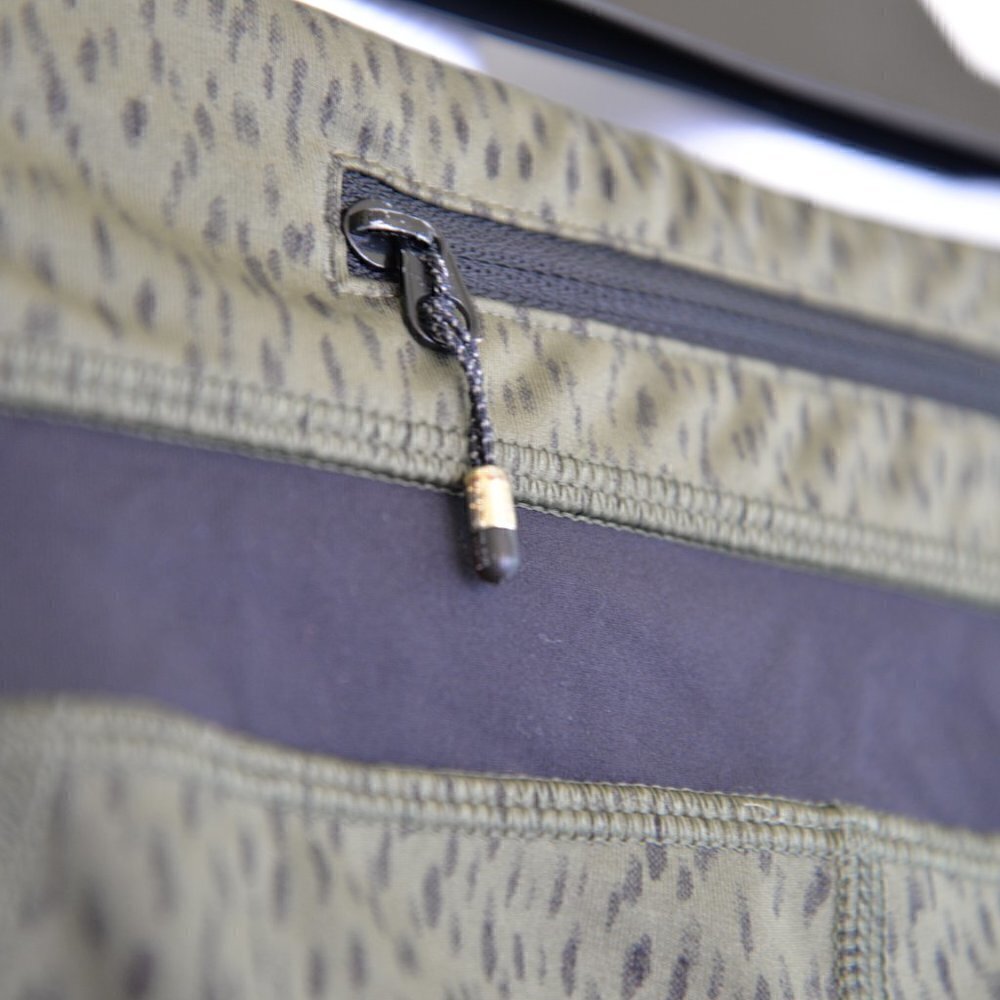 Lululemon Run: Inspire Crop II *Full-On Luxtreme (Mesh) Dottie Green Sz 8 - Picture 8 of 10